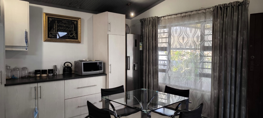 2 Bedroom Property for Sale in Westridge Western Cape
